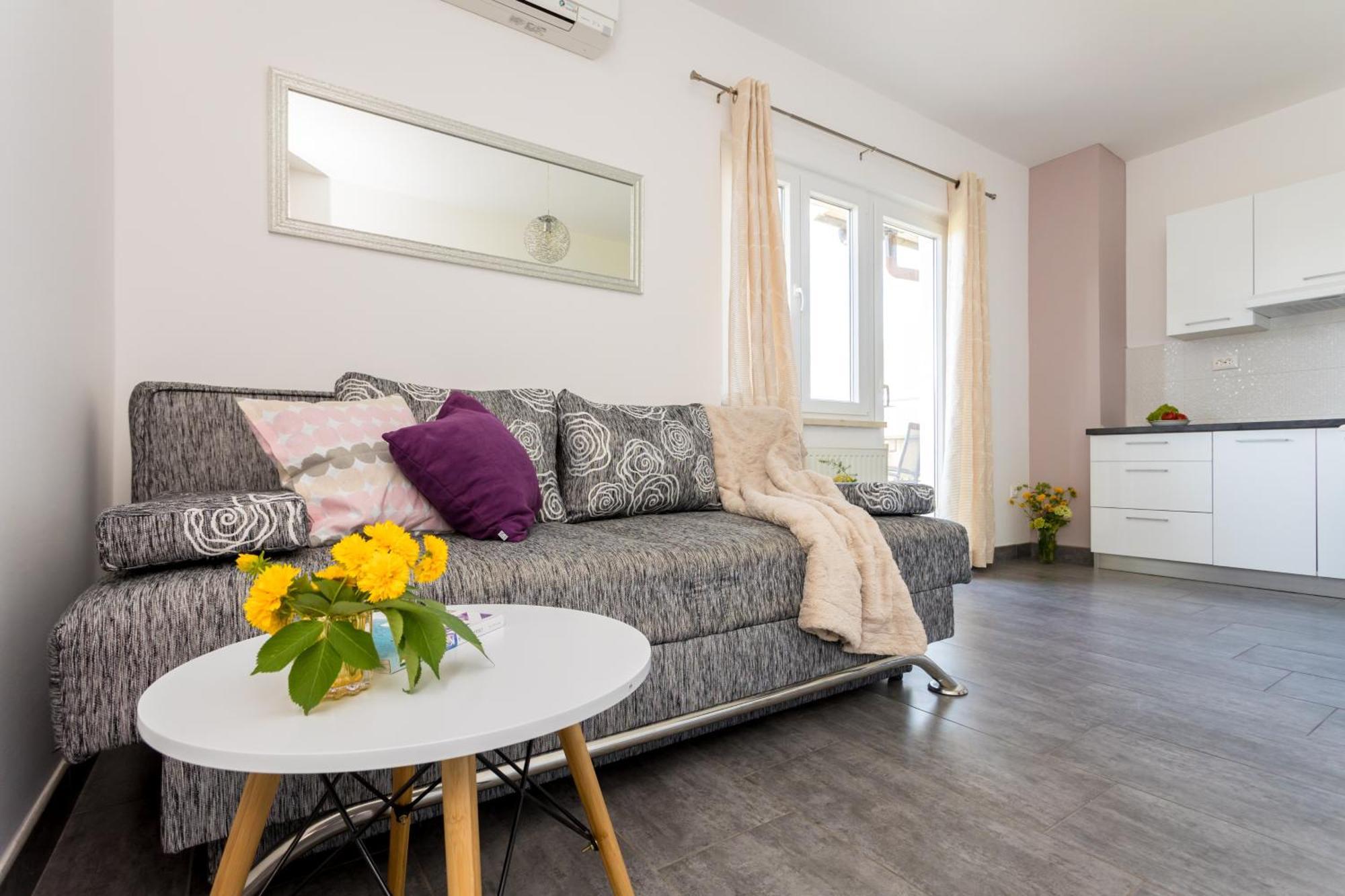 Apartments And Rooms Kod Keti Malinska Extérieur photo