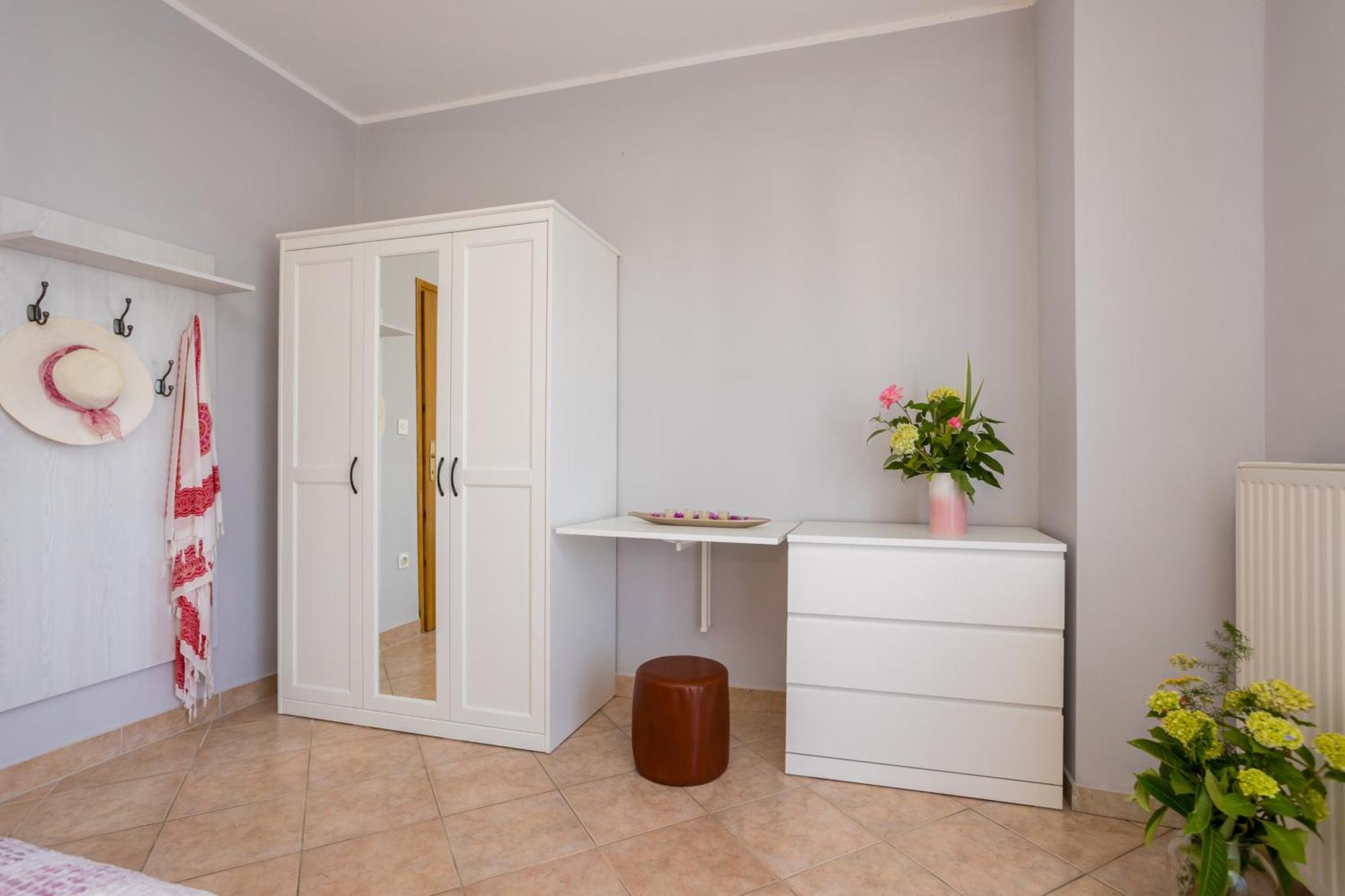 Apartments And Rooms Kod Keti Malinska Extérieur photo
